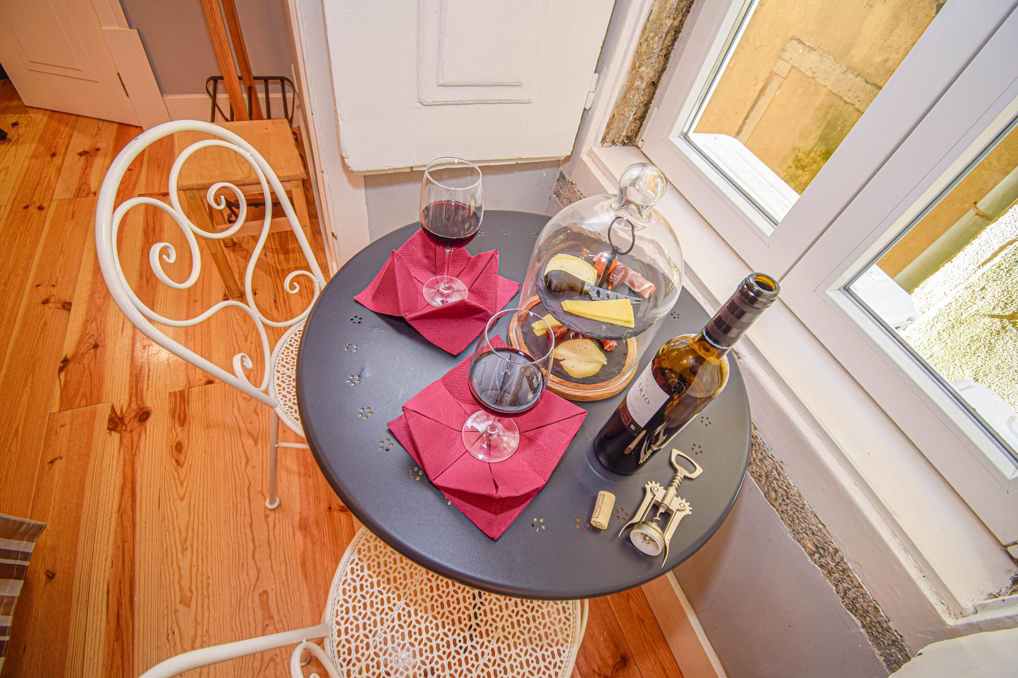 B In B Lisbon Downtown Suites Ngoại thất bức ảnh