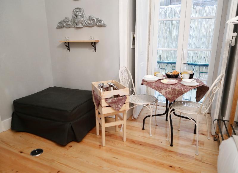 B In B Lisbon Downtown Suites Ngoại thất bức ảnh